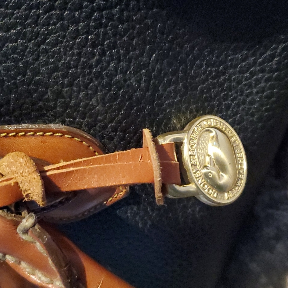Vintage Dooney & Bourke purse - Picture 4 of 9